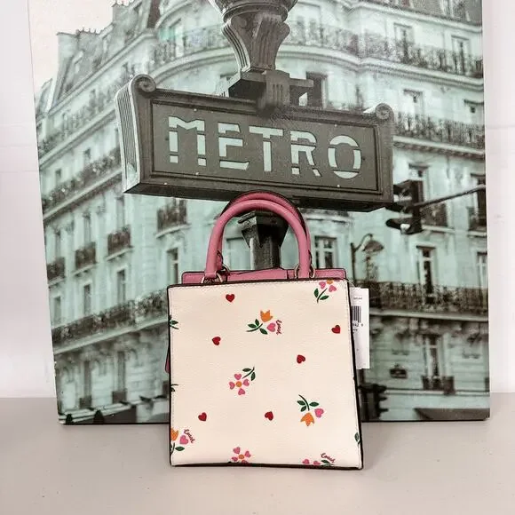 Coach C7599 Mini Pepper Crossbody With Heart Petal Print